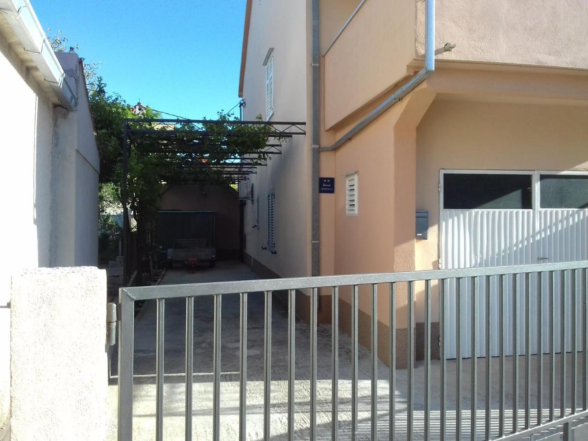 Apartman Iva Apartment Kaštela Екстериор снимка