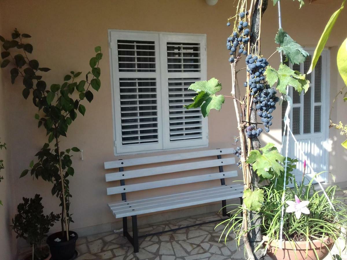 Apartman Iva Apartment Kaštela Екстериор снимка